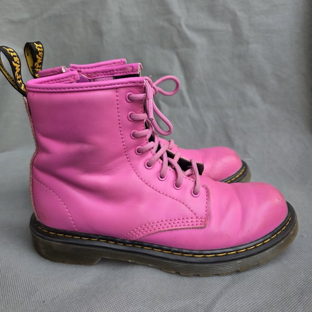 Dr. Marten Girls Size 3 Junior Boots Bright Pink Lace Up Vibrant Colorful